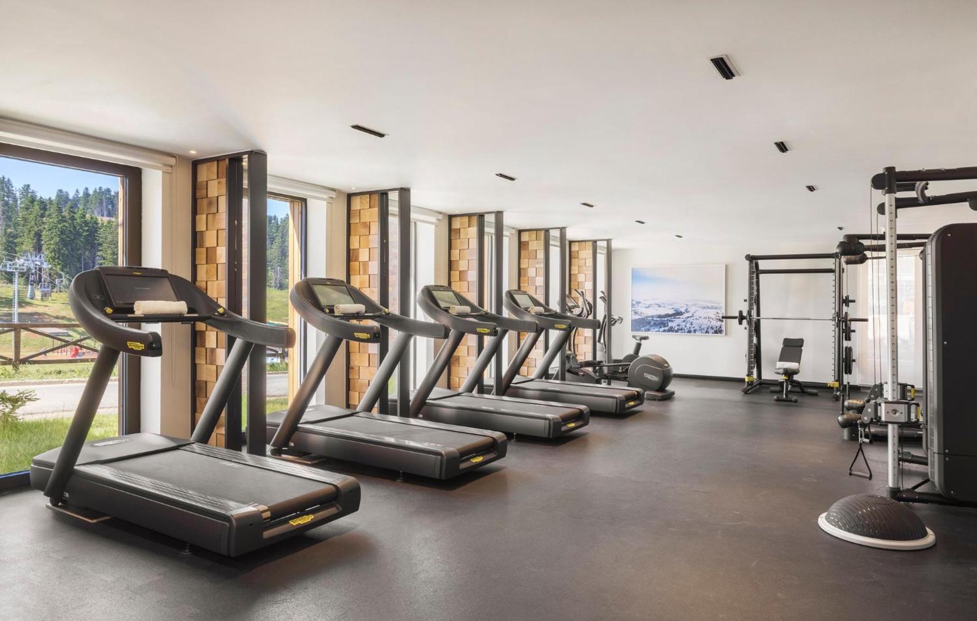 Viceroy Kopaonik Serbia ภายนอก รูปภาพ The gym at the hotel