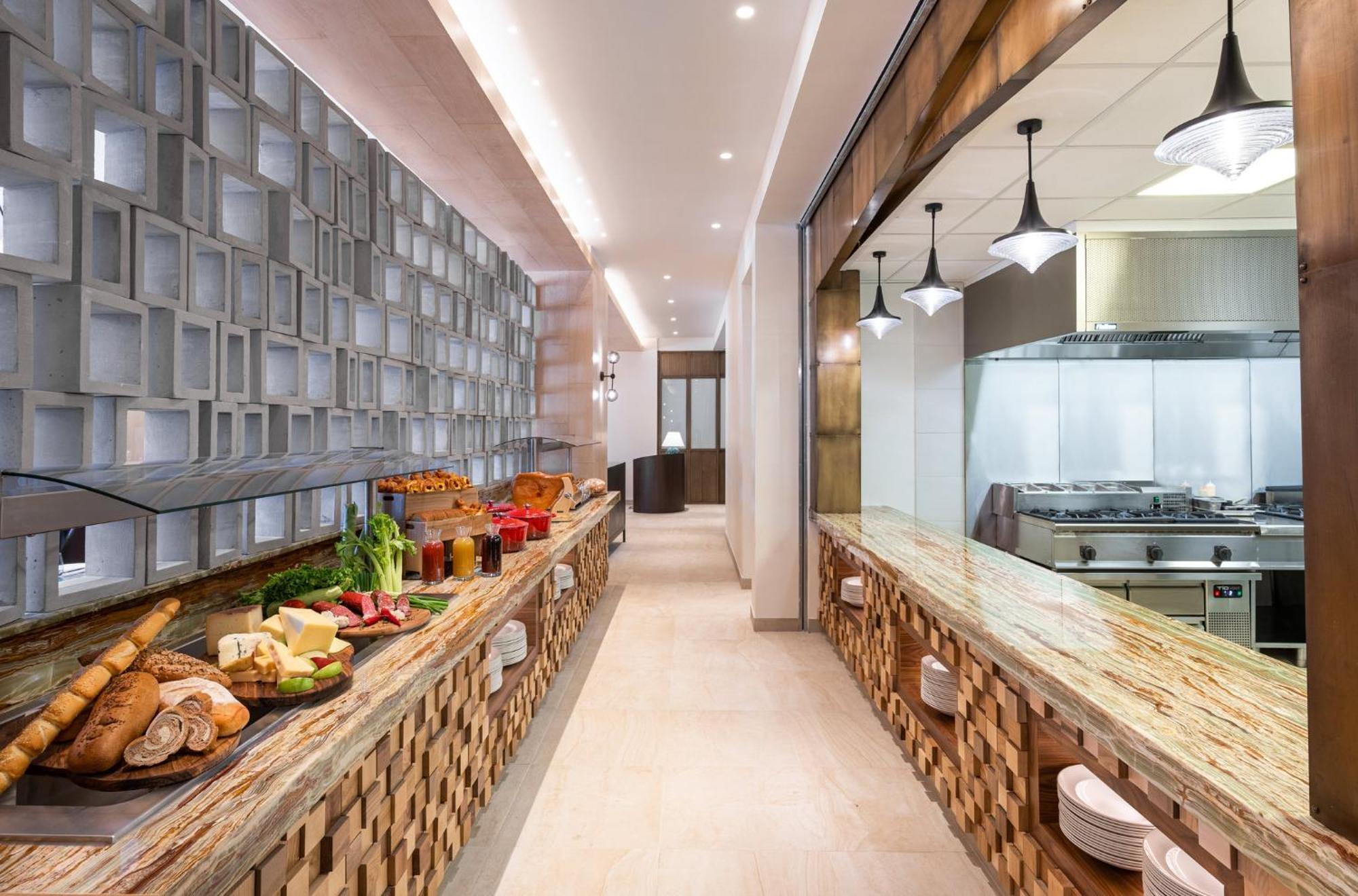 Viceroy Kopaonik Serbia ภายนอก รูปภาพ The kitchen at the restaurant