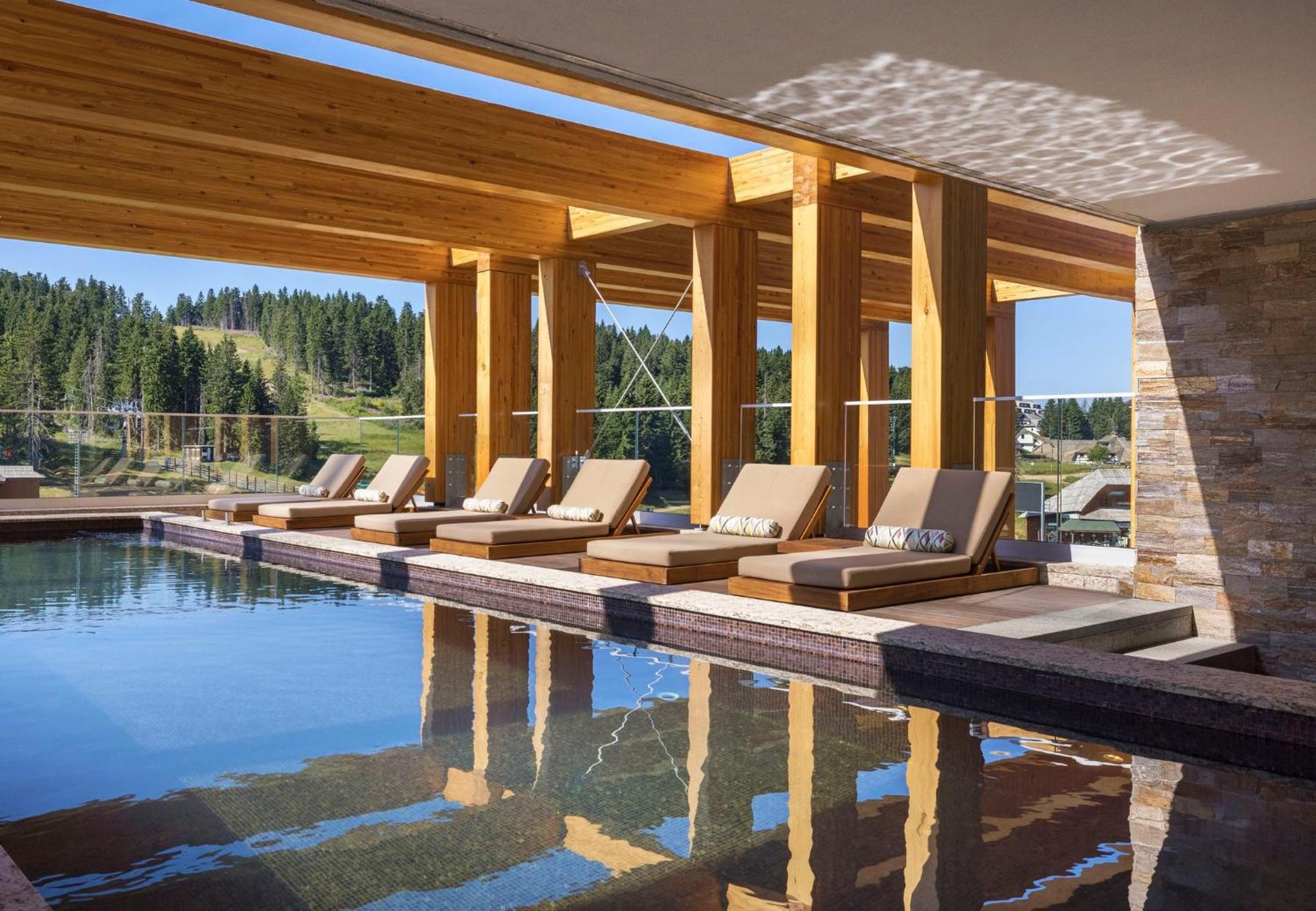 Viceroy Kopaonik Serbia ภายนอก รูปภาพ The spa at The Lodge at Blue Sky