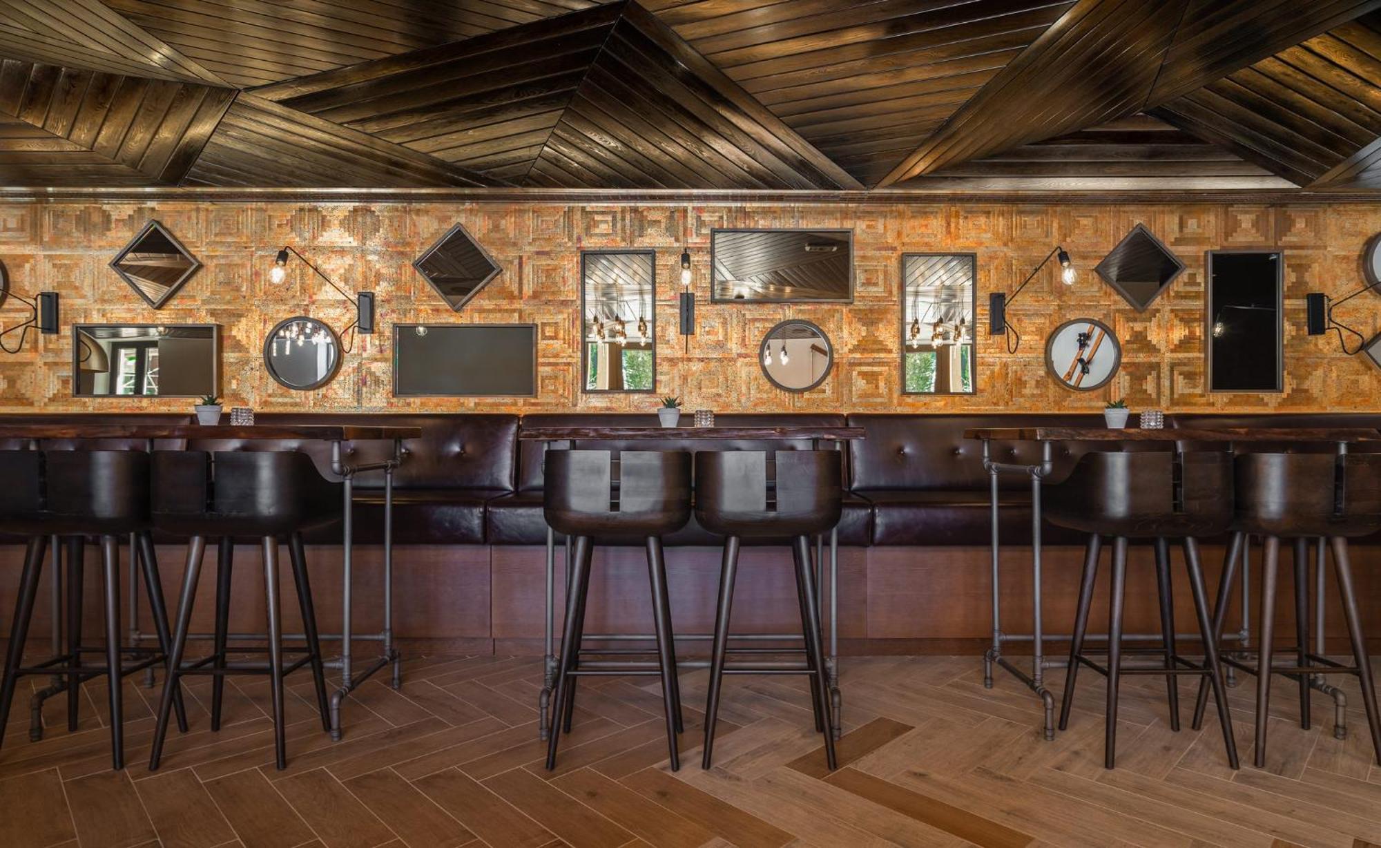 Viceroy Kopaonik Serbia ภายนอก รูปภาพ The bar at the 1905
