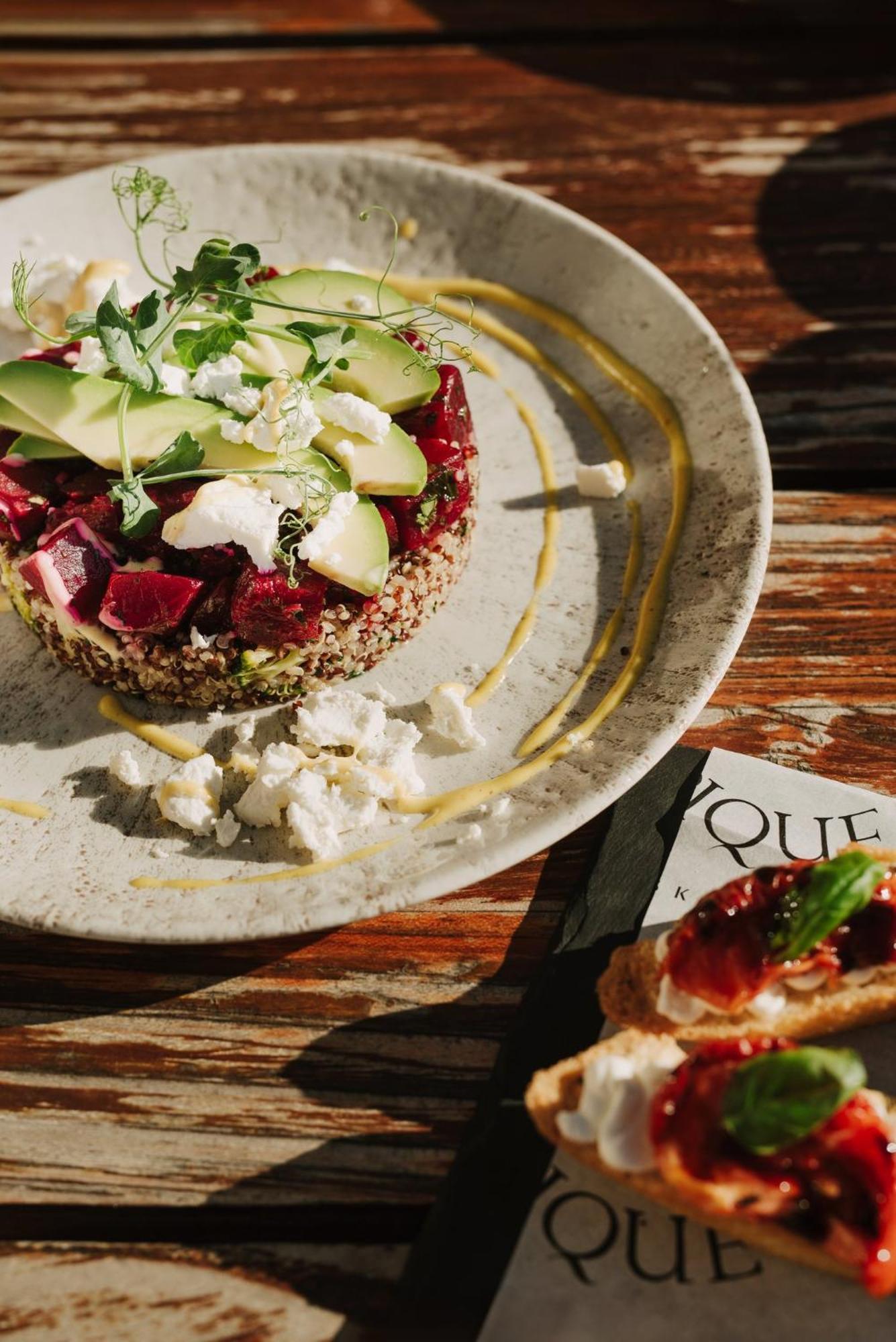 Viceroy Kopaonik Serbia ภายนอก รูปภาพ A salad at the restaurant